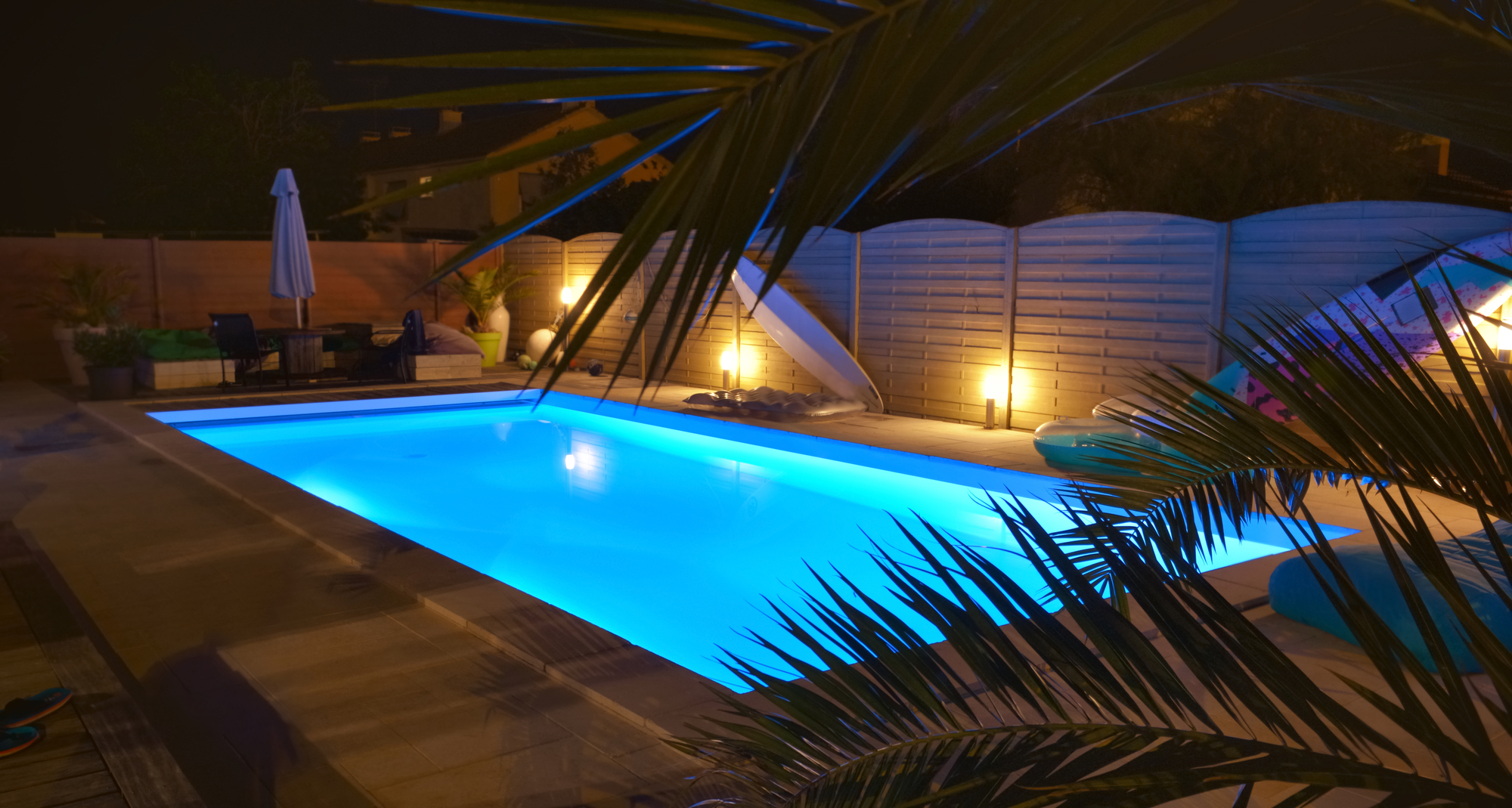 pool lighting